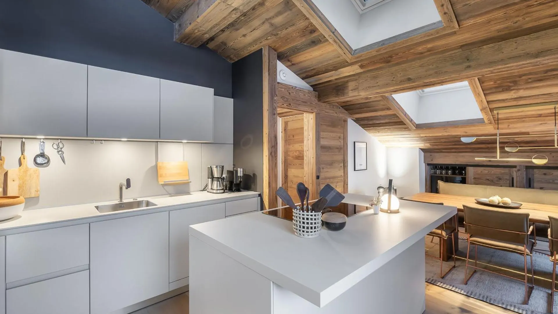 Duplex Avec Espace Detente, Piscine Et 4 Chambres A Megeve - Fr-1-569-66 アパート