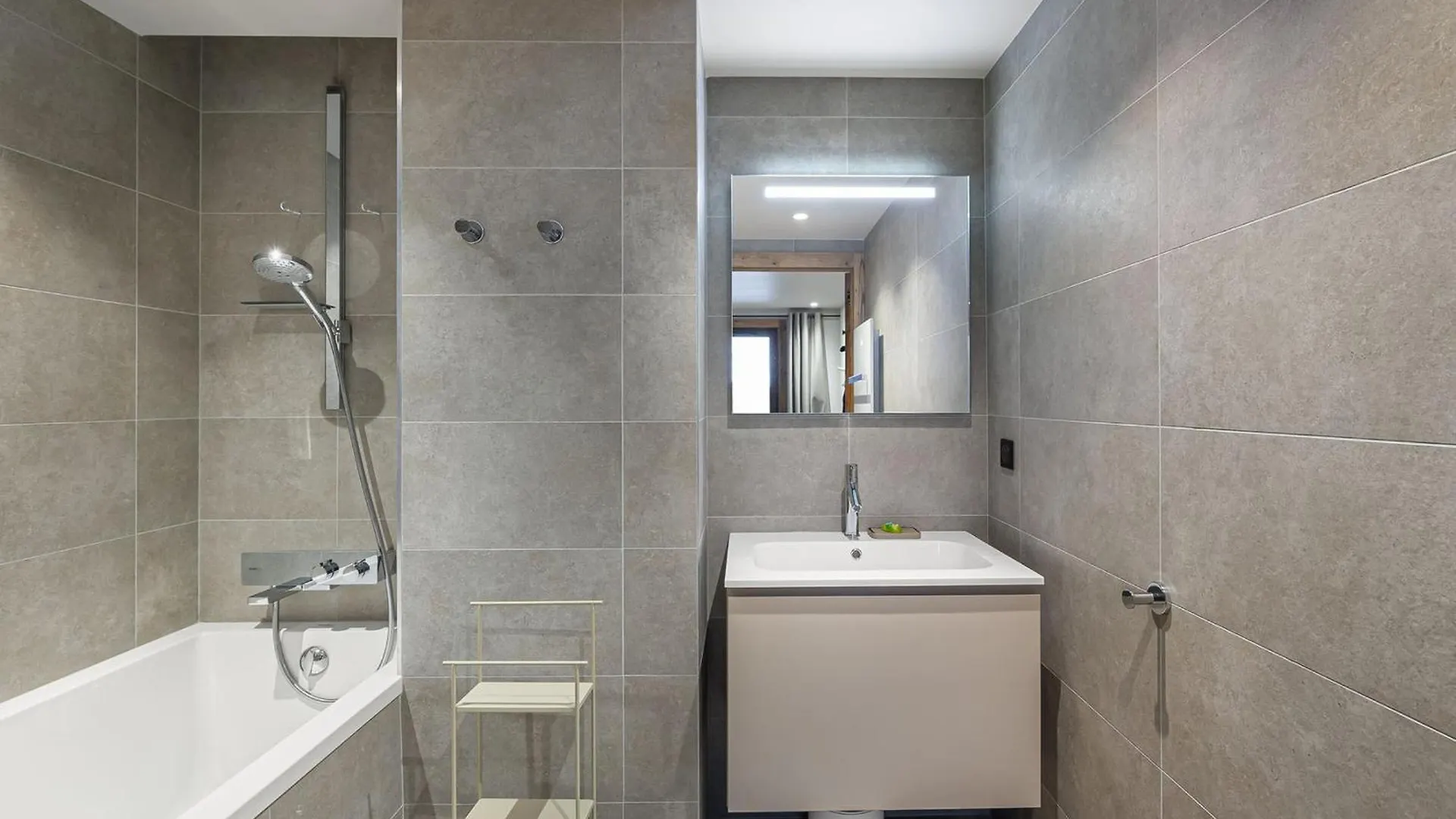 アパート Duplex Avec Espace Detente, Piscine Et 4 Chambres A Megeve - Fr-1-569-66 フランス